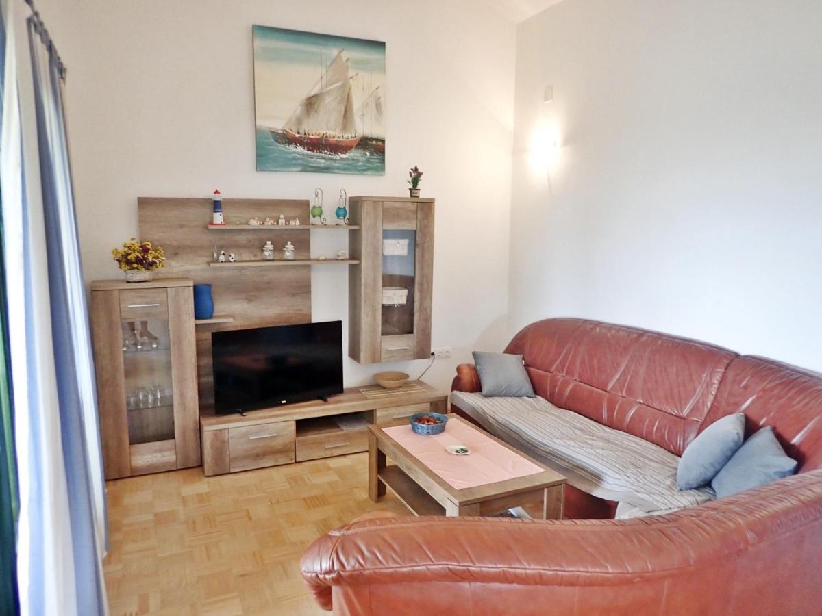 Apartment Adria With Seaview Seline Exterior photo